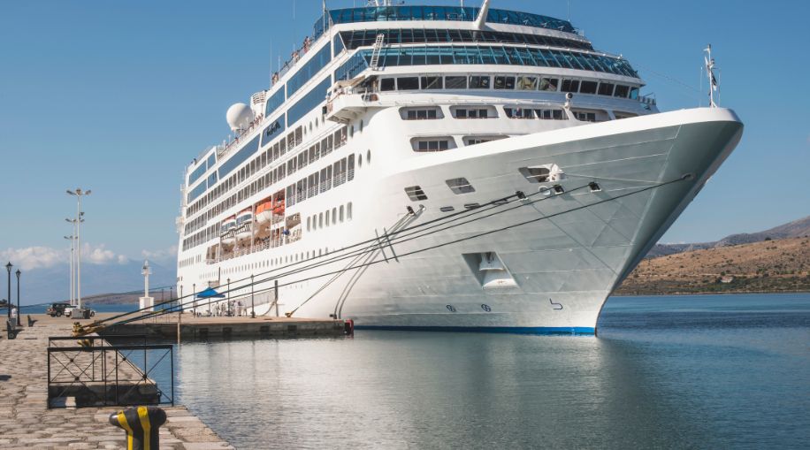 singles cruises and resorts